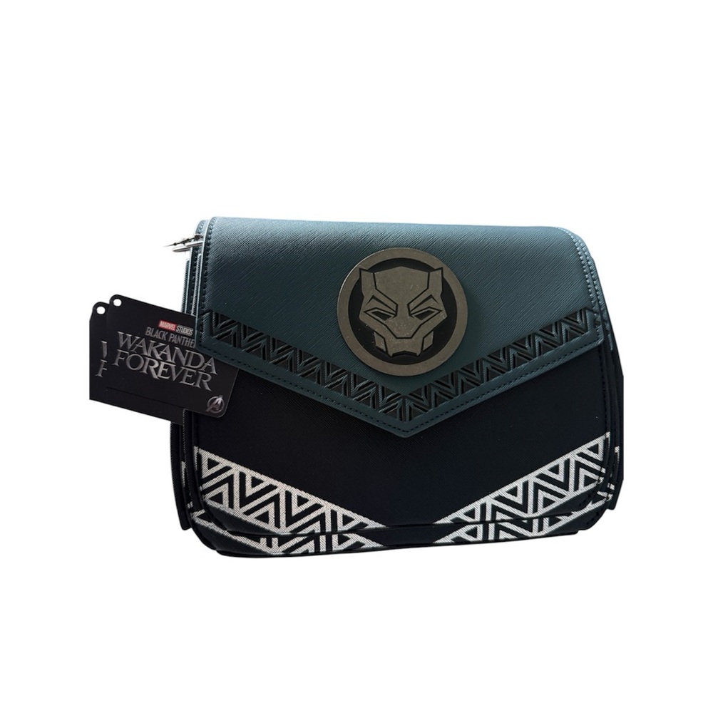 Loungefly Black and Gray Crossbody Bag, Black Panther NWT